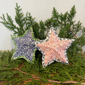 Hanging holiday stars