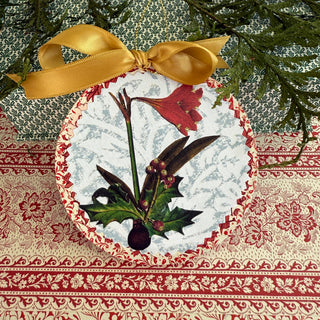 Round botanical ornament #5