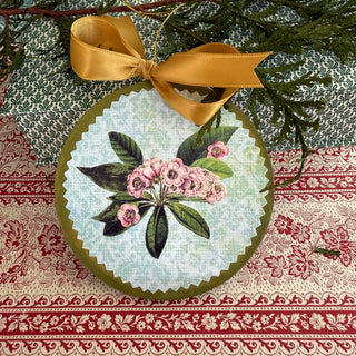 Round botanical ornament #1