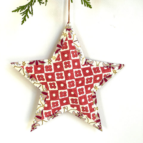 Hanging star in red handscreen/burgundy gold pattern