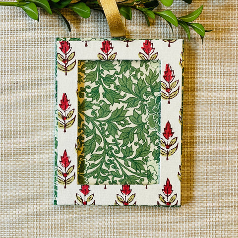 Petite hanging photo frame in red block print/green floral