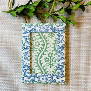 Petite hanging photo frame in blue floral/green white french pattern