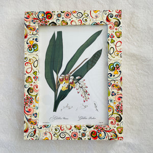 Photo/botanical frame in colorful swirl