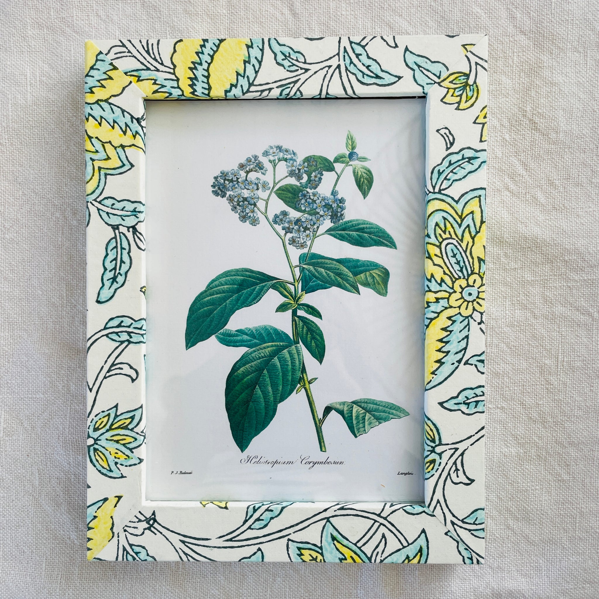 Photo/botanical frame in petite blue and cream floral