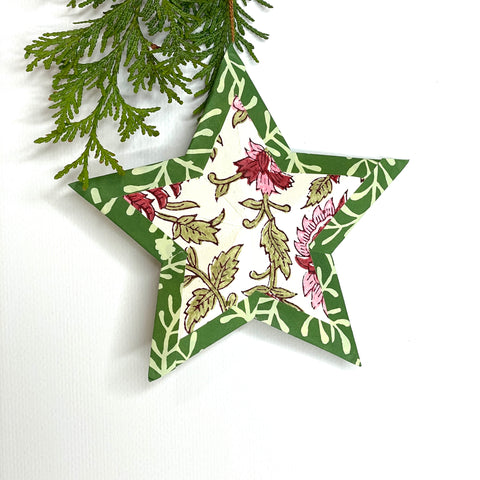 Hanging star in red floral/green vine