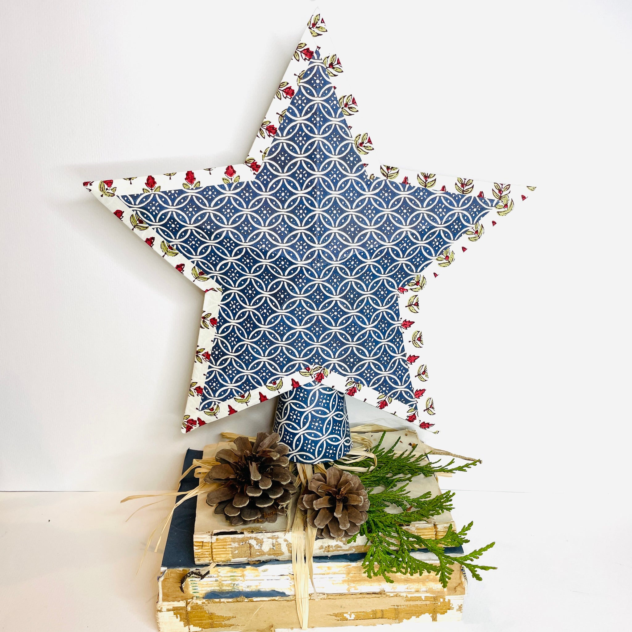 Holiday Treetop Star in blue geometric/red blockprint